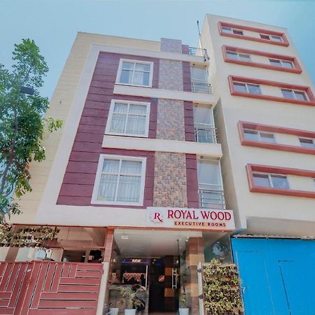 Oyo Flagship 80044 Royal Wood Deluxe بنغالور المظهر الخارجي الصورة