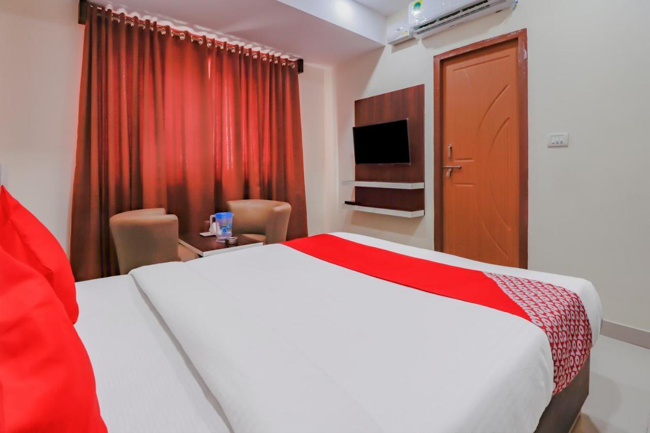 Oyo Flagship 80044 Royal Wood Deluxe بنغالور المظهر الخارجي الصورة