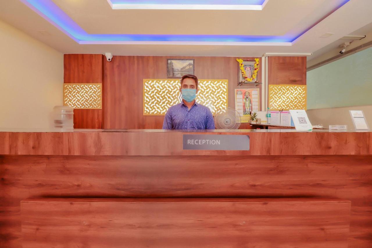 Oyo Flagship 80044 Royal Wood Deluxe بنغالور المظهر الخارجي الصورة